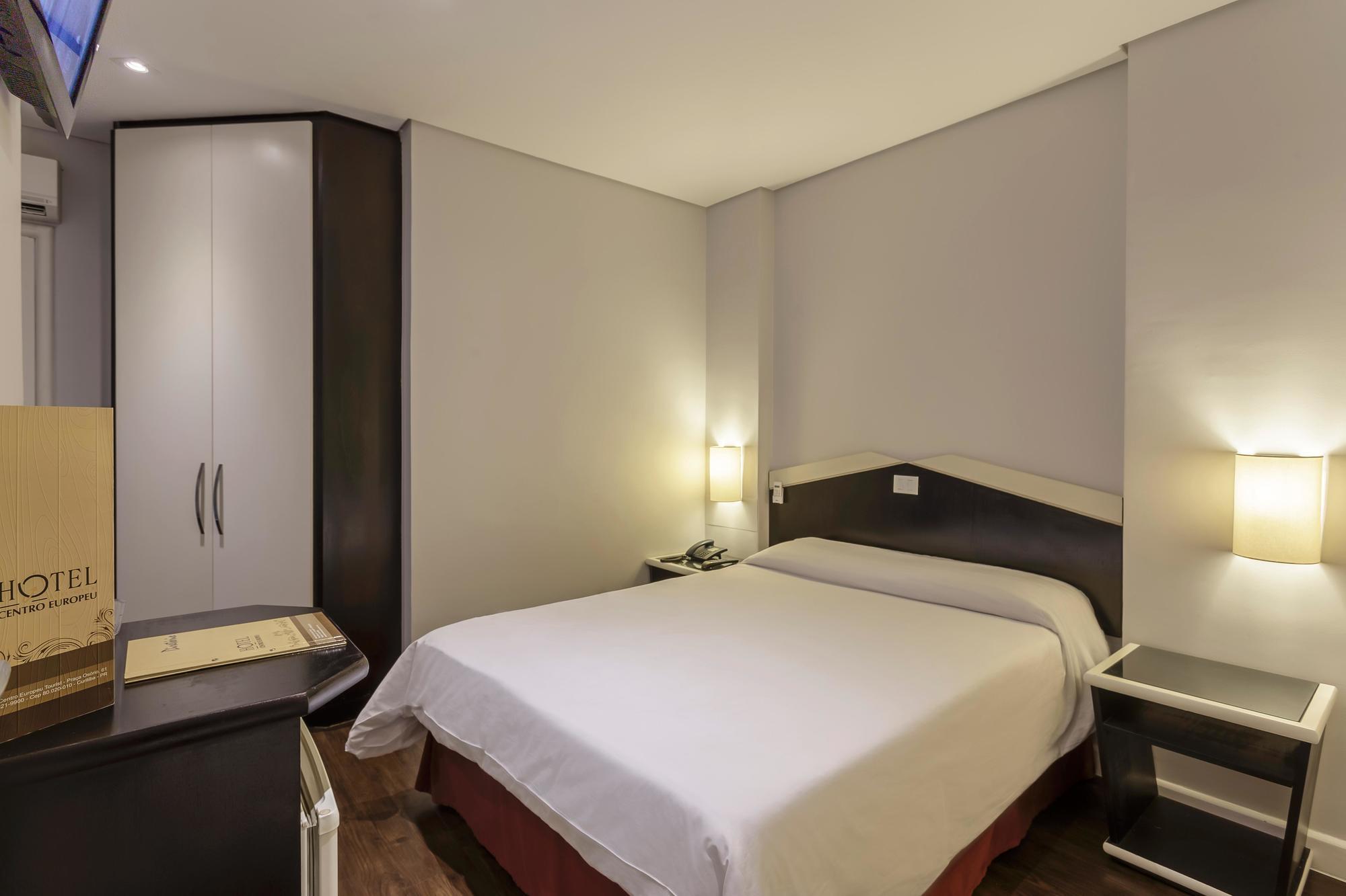 Hotel Centro Europeu Curitiba Dış mekan fotoğraf