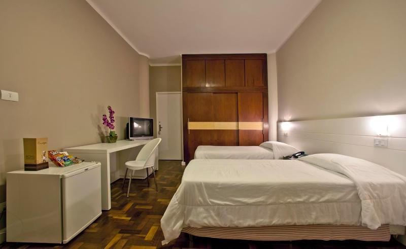 Hotel Centro Europeu Curitiba Dış mekan fotoğraf